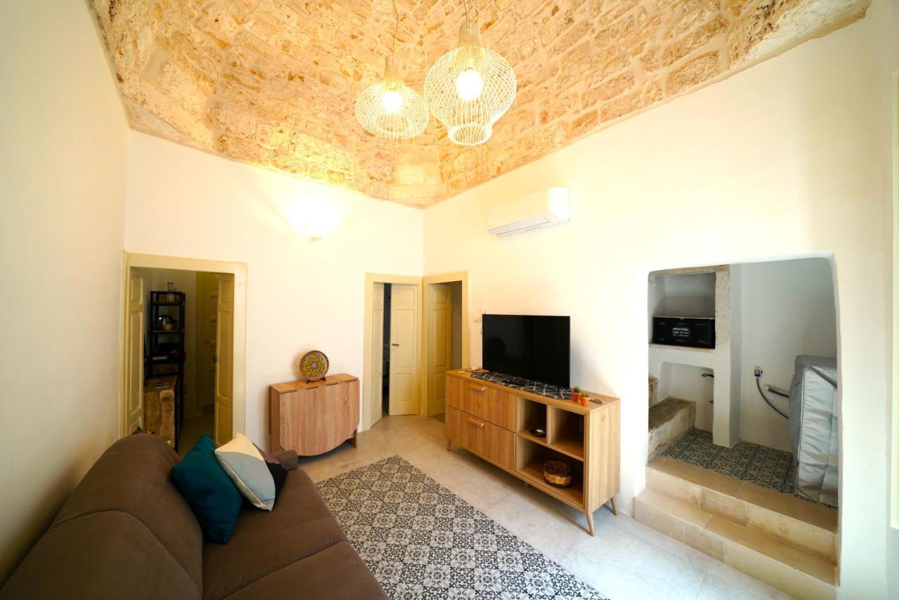 Domus Lapis - Con Terrazza Panoramica Villa Ostuni Eksteriør billede