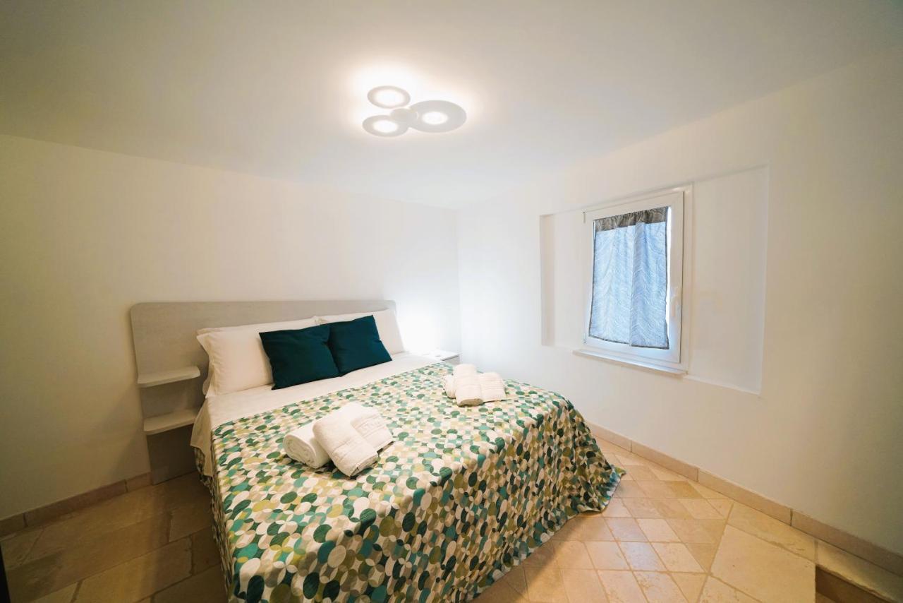 Domus Lapis - Con Terrazza Panoramica Villa Ostuni Eksteriør billede