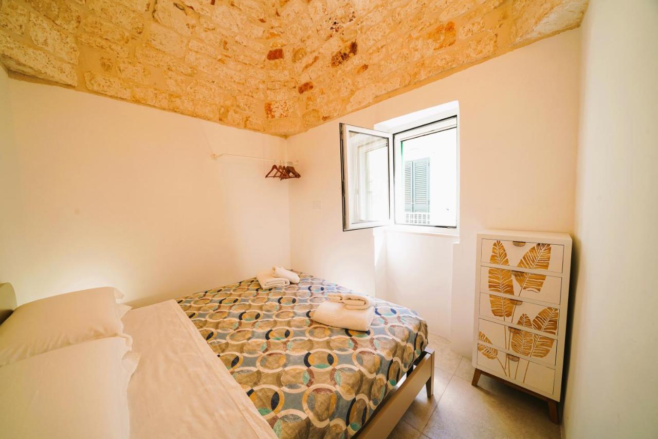 Domus Lapis - Con Terrazza Panoramica Villa Ostuni Eksteriør billede